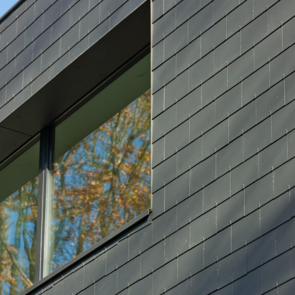 Bestor - Cedral slate - toote referentsfoto sprimontis