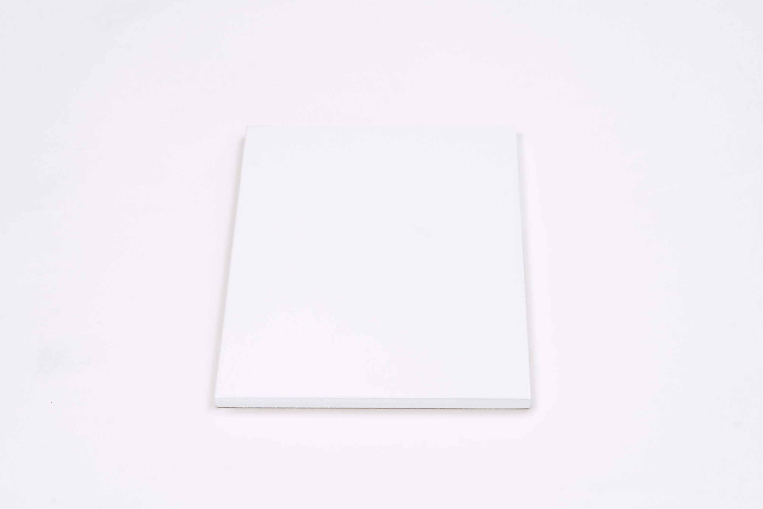 Bestor-Aeropanel-kiudtsement-fassaadiplaat-RAL-9001-tootefoto-4